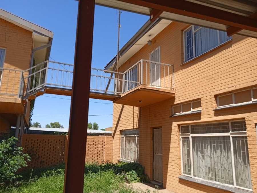  Bedroom Property for Sale in Bloemhof North West